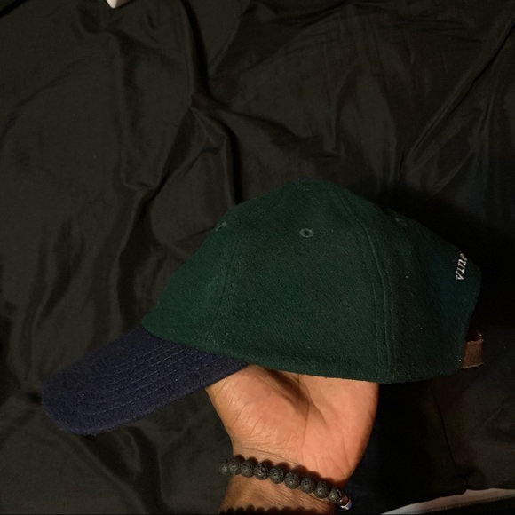 Vineyard Vines hat - Picture 4 of 5